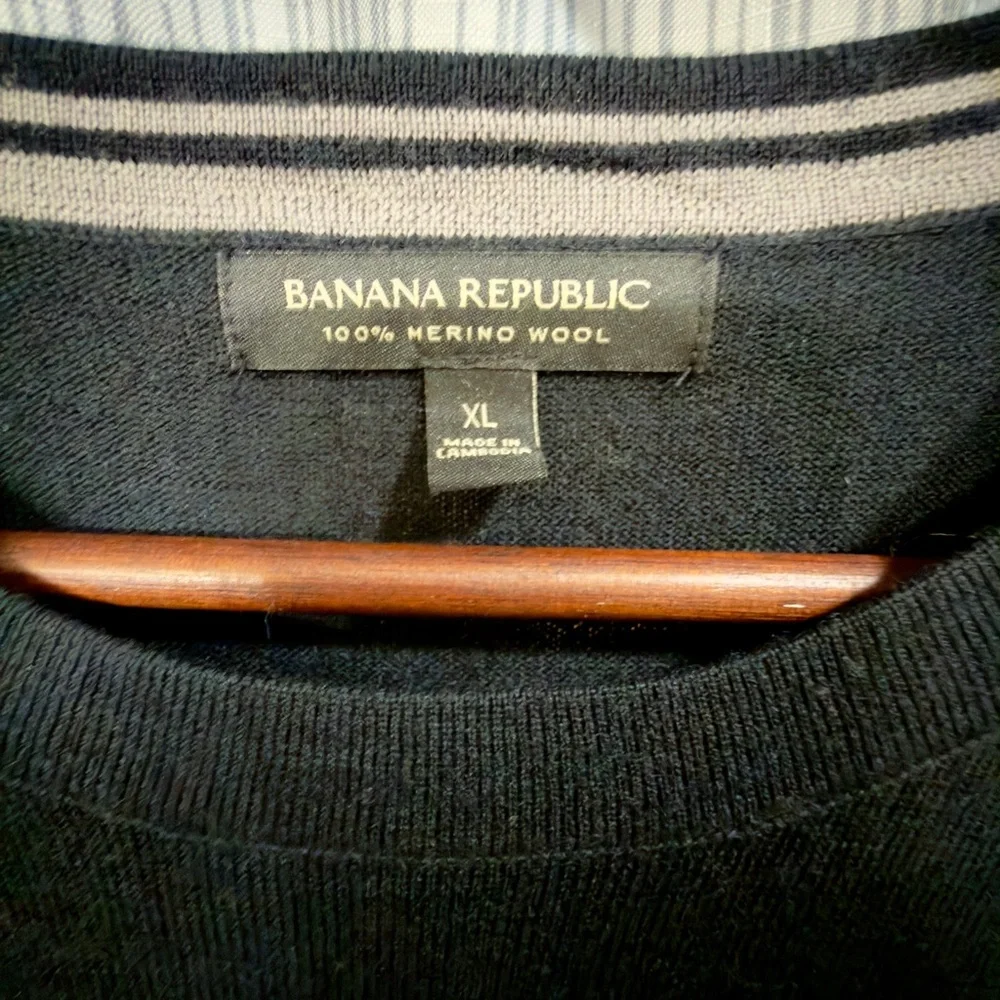 Banana Republic Men's 100% Merino Wool Black Crewneck Sweater Size‎ XL EUC